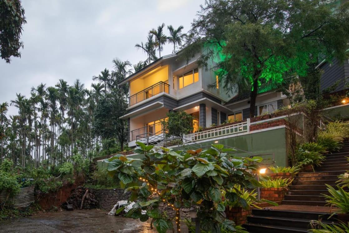 Dazzle Villa Resort Kalpetta Exteriör bild